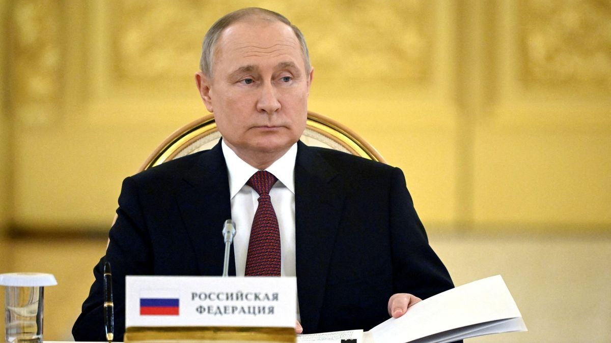 Lidé okolo Putina mají majetek za 4,5 miliardy dolarů